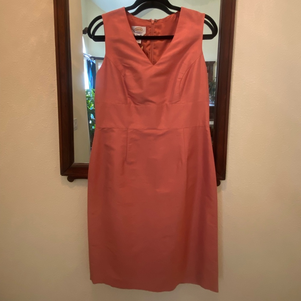 Women’s NWT 100% Silk dress sheath. NWT, Talbots never been worn.